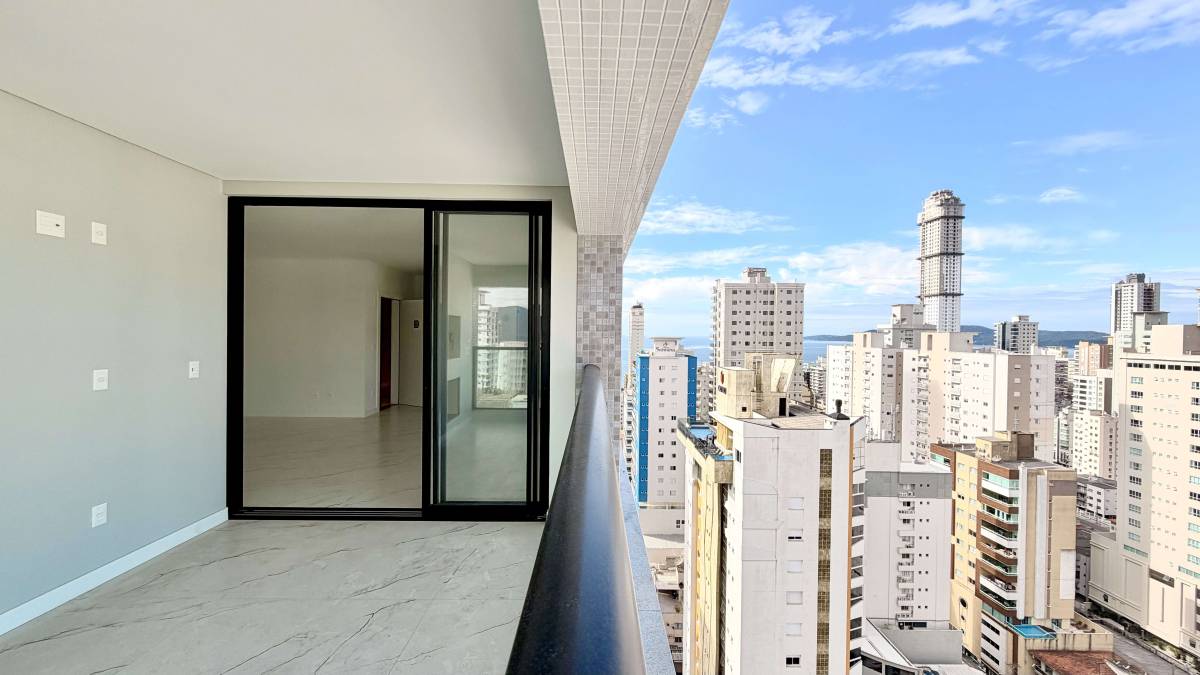 Apartamento Novo, Pronto próximo ao McDonalds com 3 suítes e apenas 2 unidades por andar na Meia Praia - Itapema/SC. - Jardel Danieli | Corretor de Imóveis